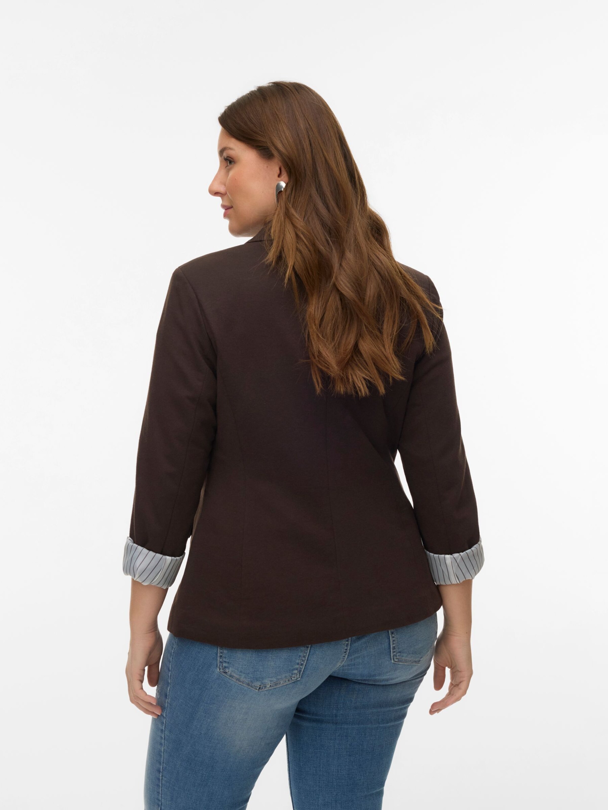 Vero Moda Curve - Blazer 'VMCHARUKI' en marrón