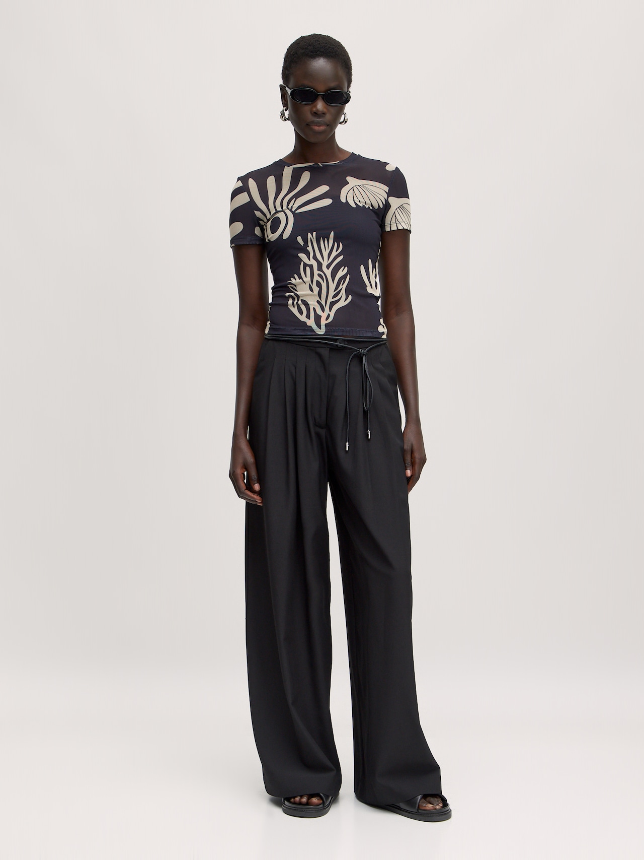 EDITED Produkte Shirt 'Hauke' schwarz