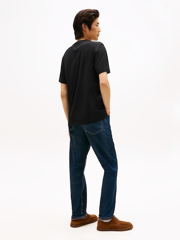 Maglietta 'ARCH' di TOMMY HILFIGER in nero