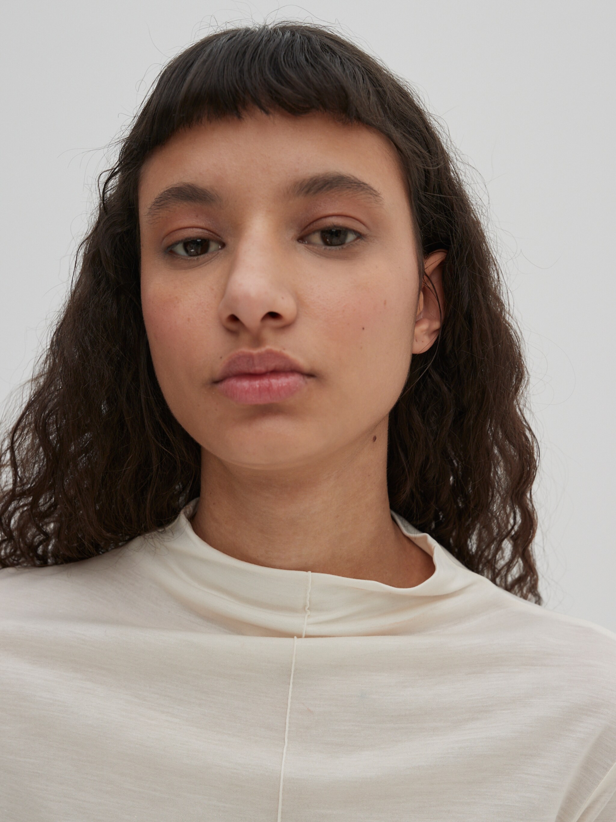 EDITED Producten Shirt 'Sunny' Offwhite