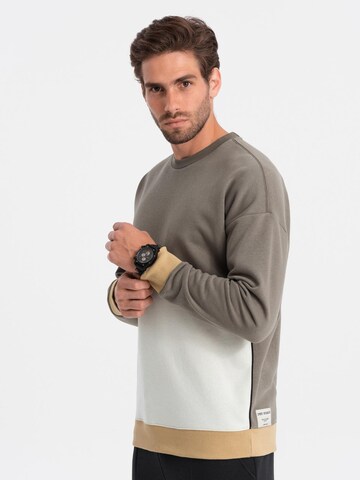 Ombre Sweatshirt in Brown