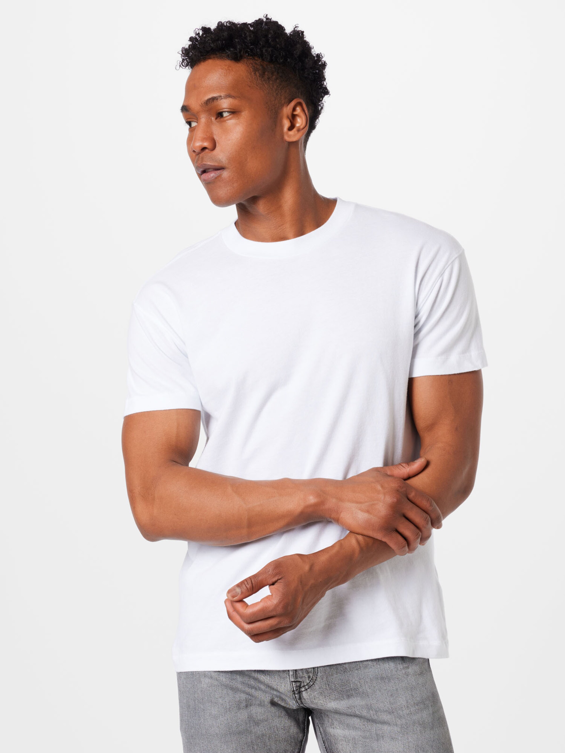 Männer Shirts Abercrombie & Fitch T-Shirt in Weiß - CX44914 Männer Shirts Abercrombie & Fitch T-Shirt in Weiß - CX44914