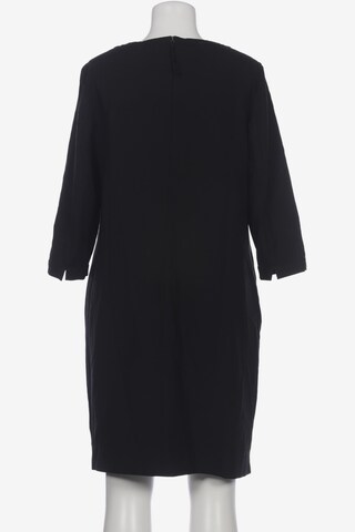 Windsor Dress in XL in Black