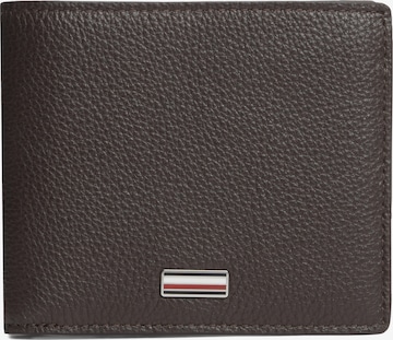 TOMMY HILFIGER Kukkaro 'CENTRAL' värissä ruskea: etupuoli
