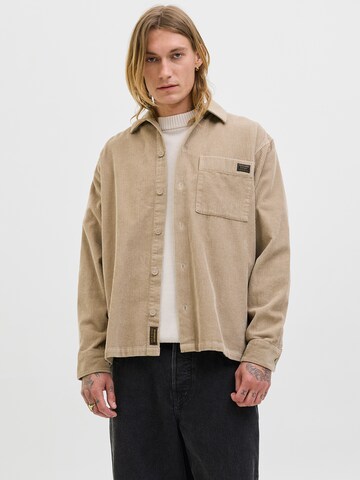 JACK & JONES Классический крой Рубашка в Бежевый: спереди