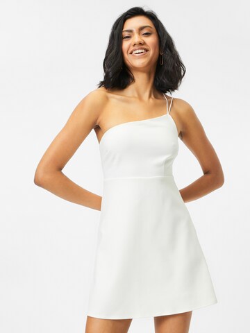 Robe de cocktail Abercrombie & Fitch en blanc : devant