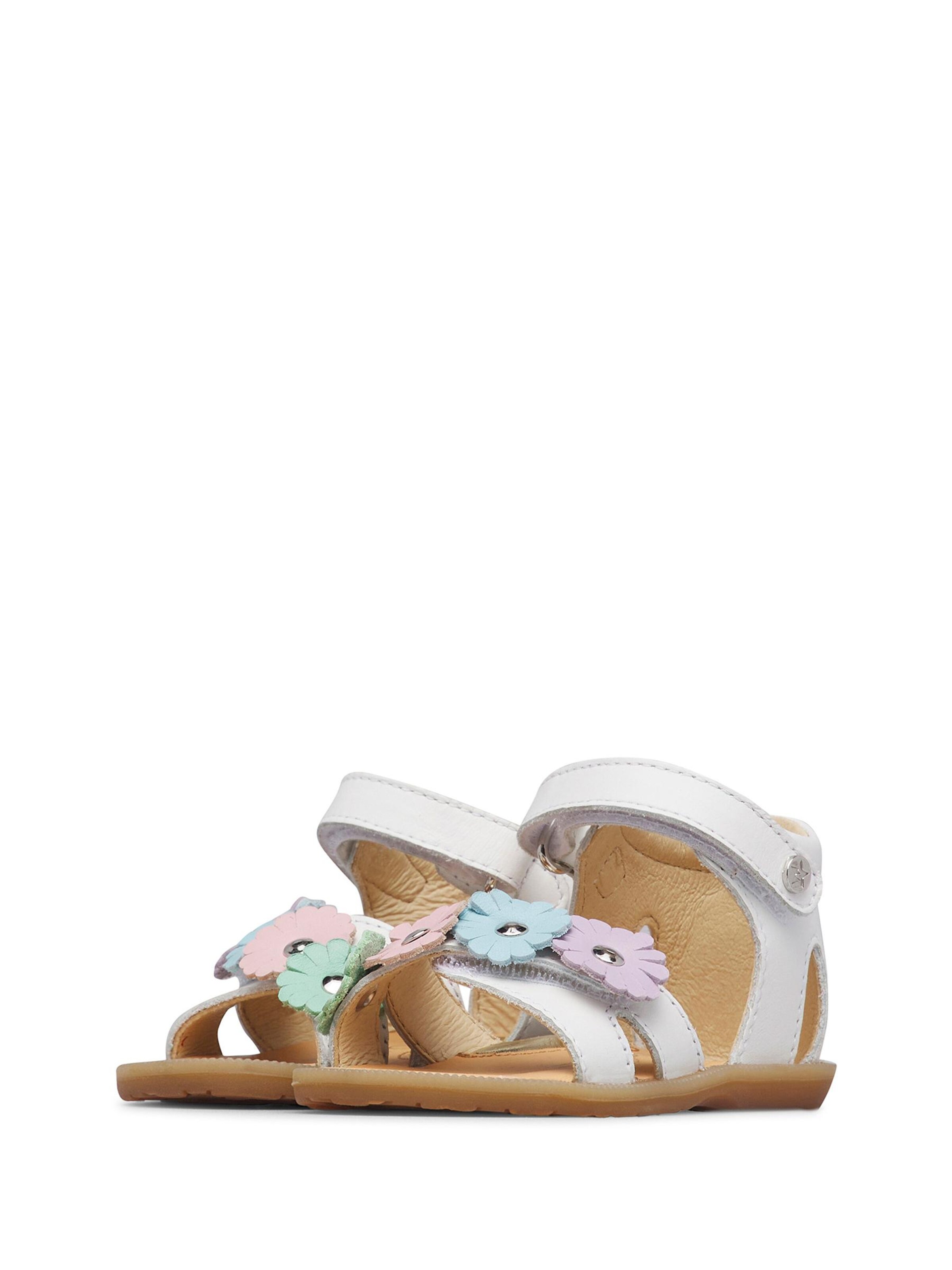NATURINO Sandalen 'TAZOA' in Wit