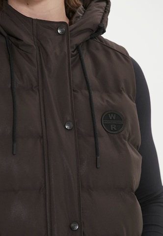 Weather Report Sports Vest 'Chief' in Brown