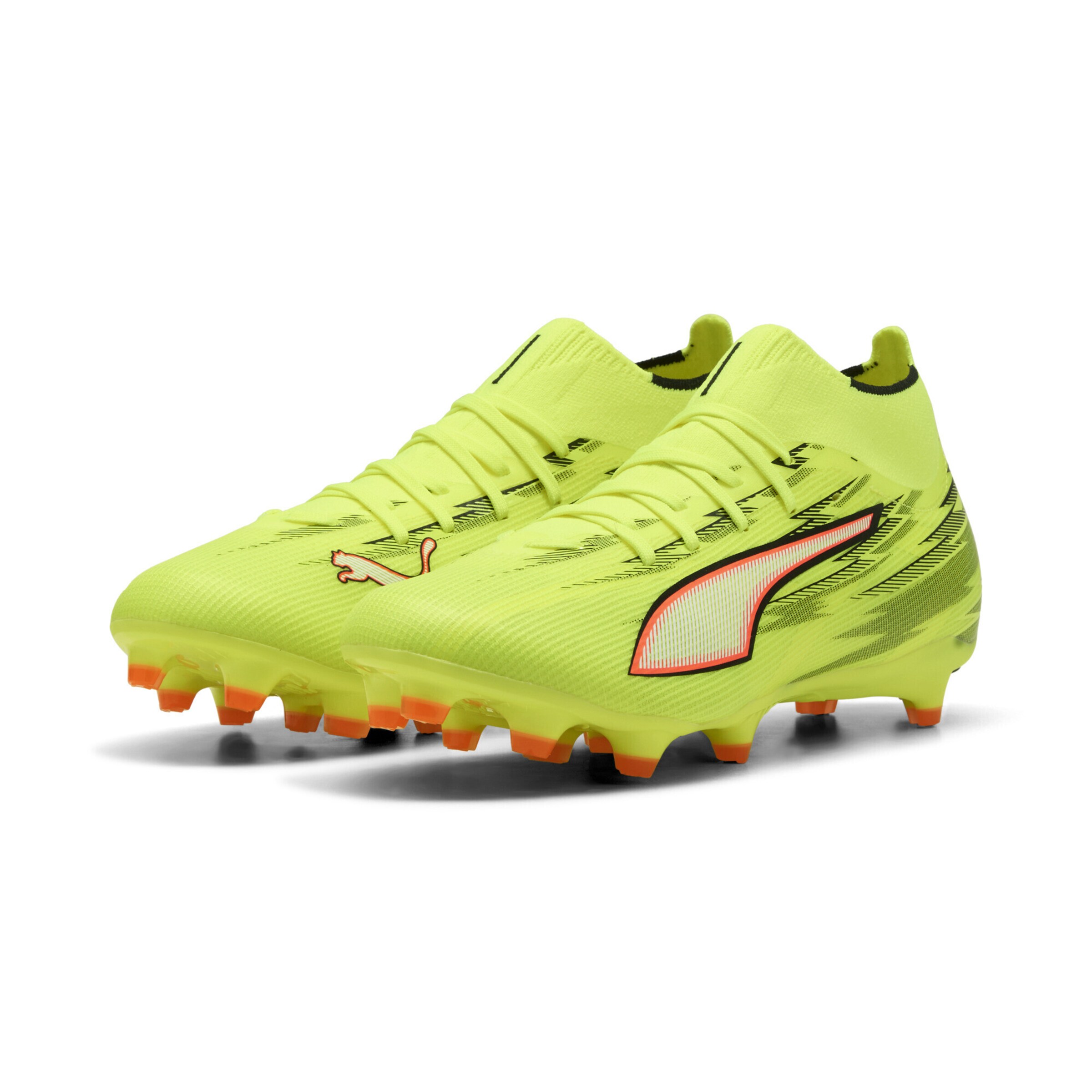 PUMA Soccer shoe 'Ultra 6 Match+' in Yellow