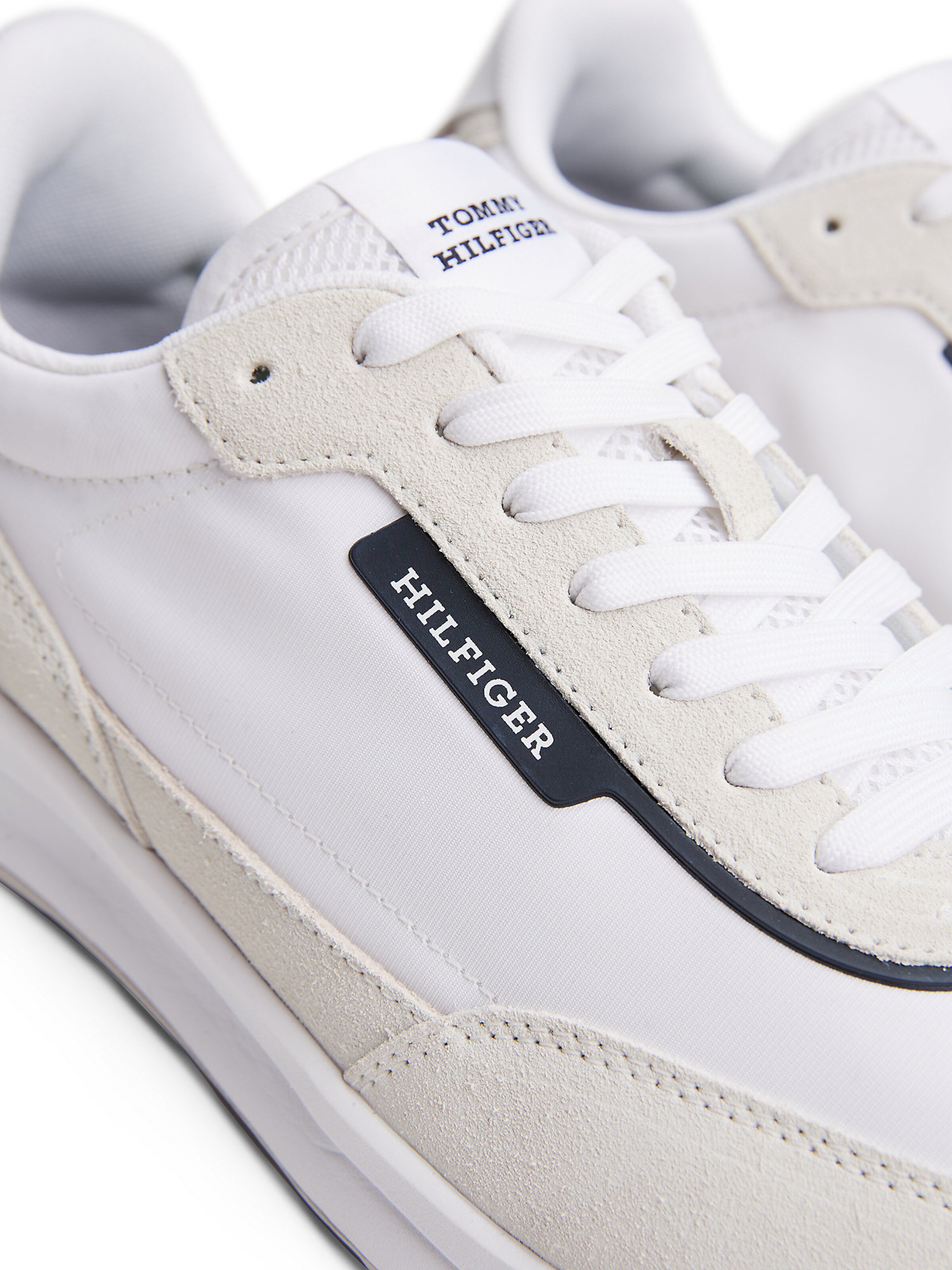 TOMMY HILFIGER Sneakers laag 'Classic' in Wit