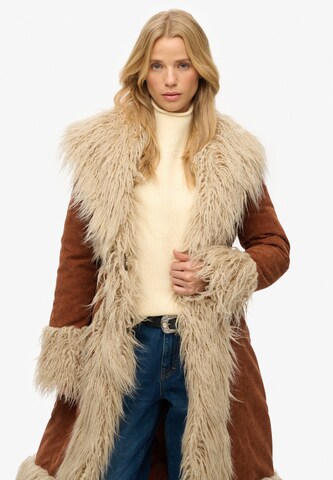 Manteau d’hiver Superdry en marron