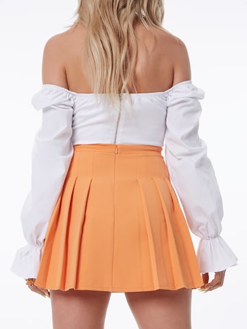 ABOUT YOU x Alina Eremia Rok 'Nala' in Oranje