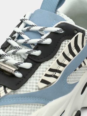 Sneaker bassa 'Possession' di STEVE MADDEN in bianco