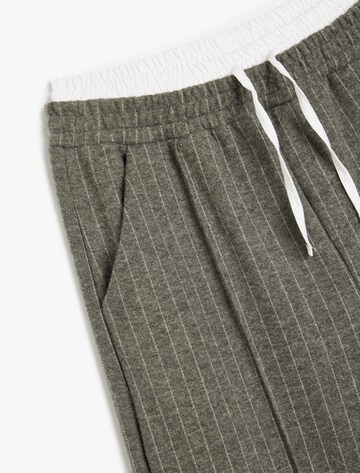 Koton Loosefit Broek in Grijs