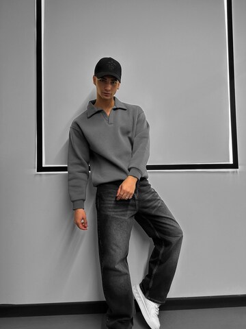Kleidermafia - Jersey en gris: frente