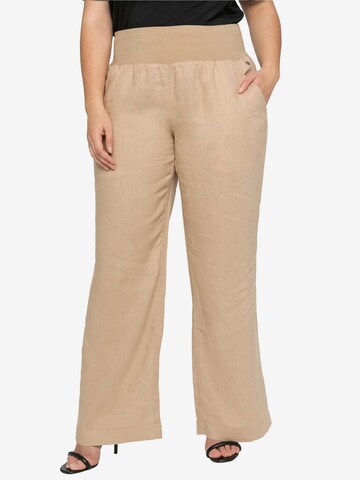 SHEEGO Flared Pants in Beige: front