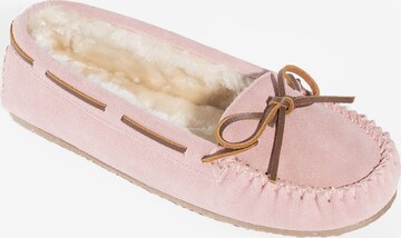 Minnetonka Slippers 'Cally' in Pink