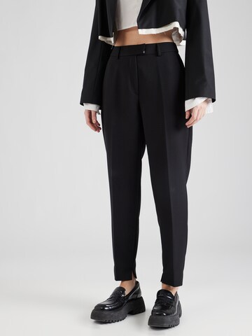 Coupe slim Pantalon à plis TAIFUN en noir : devant