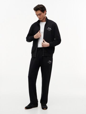 TOMMY HILFIGER Collegetakki värissä musta