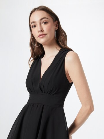 Rochie 'NORDI' de la TFNC pe negru