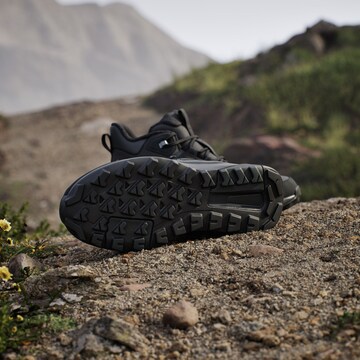 ADIDAS TERREX - Botas 'Anylander' em cinzento