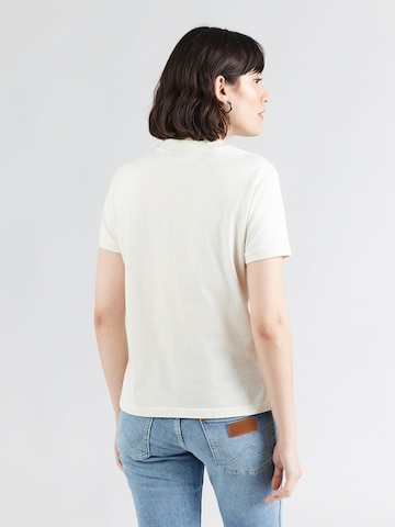 NAPAPIJRI Paita 'S-BARYTE' värissä valkoinen