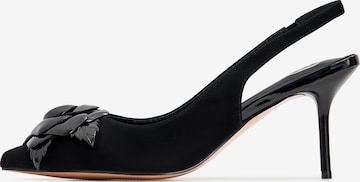 CESARE GASPARI Slingback pumps in Black: front