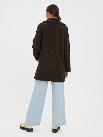 VERO MODA Between-Seasons Coat 'Kylie' in Brown