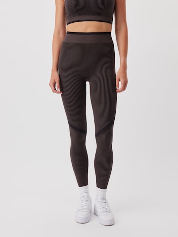 Skinny Pantalon de sport 'Chani' LeGer by Lena Gercke en marron : devant