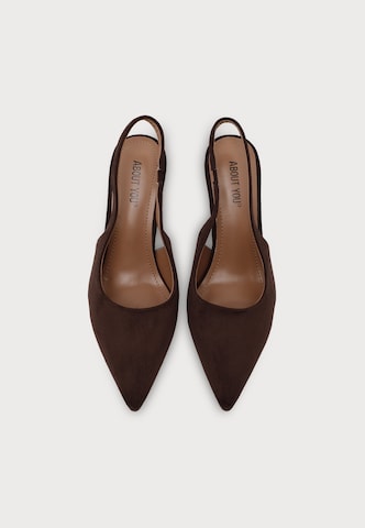 ABOUT YOU Γόβες slingback 'Juna' σε καφέ
