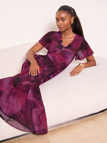 Lipsy Вечерна рокля в розово