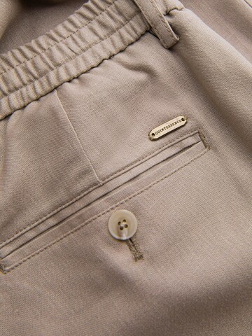 Coupe slim Pantalon 'Quintessence' Ombre en beige