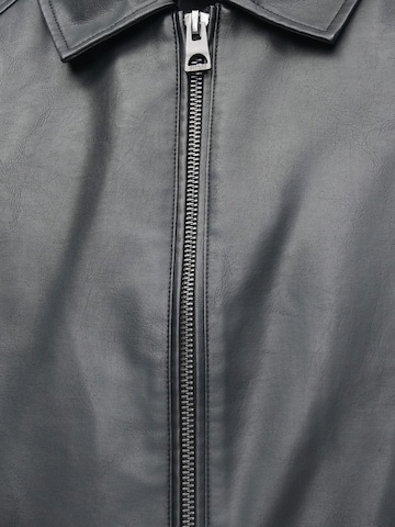 GUESS Преходно яке 'AVIATOR' в черно