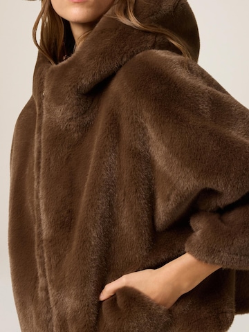 oltre Wintermantel in Bruin