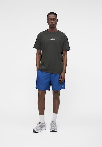 Nike Sportswear Tričko 'ESS' – šedá