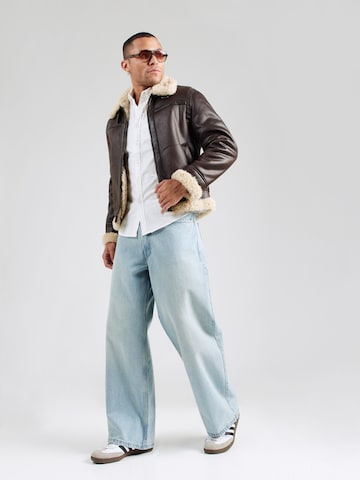 Coupe regular Chemise Abercrombie & Fitch en blanc