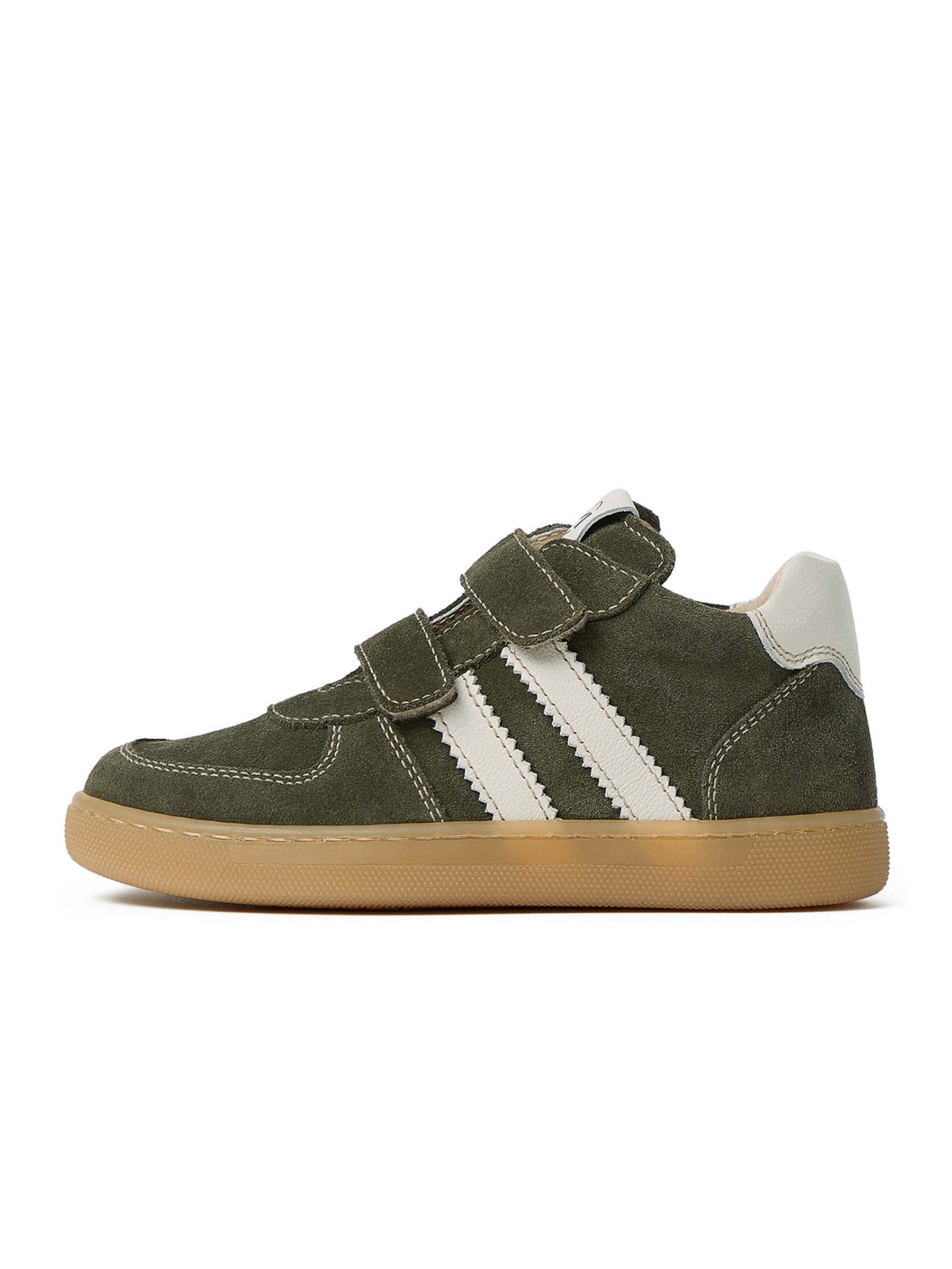 Nero Giardini Trainers in Green: front