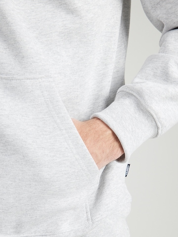 VANS - Sudadera en gris