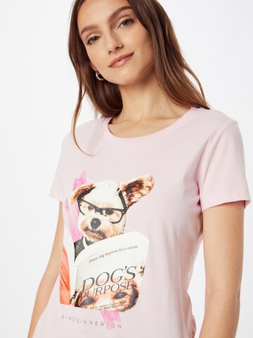 EINSTEIN & NEWTON Shirt 'Hund Buch' in Roze