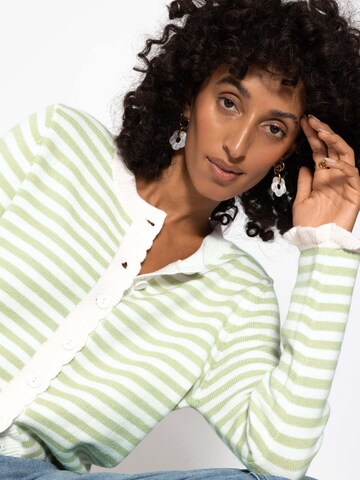 SASSYCLASSY Knit Cardigan in Green