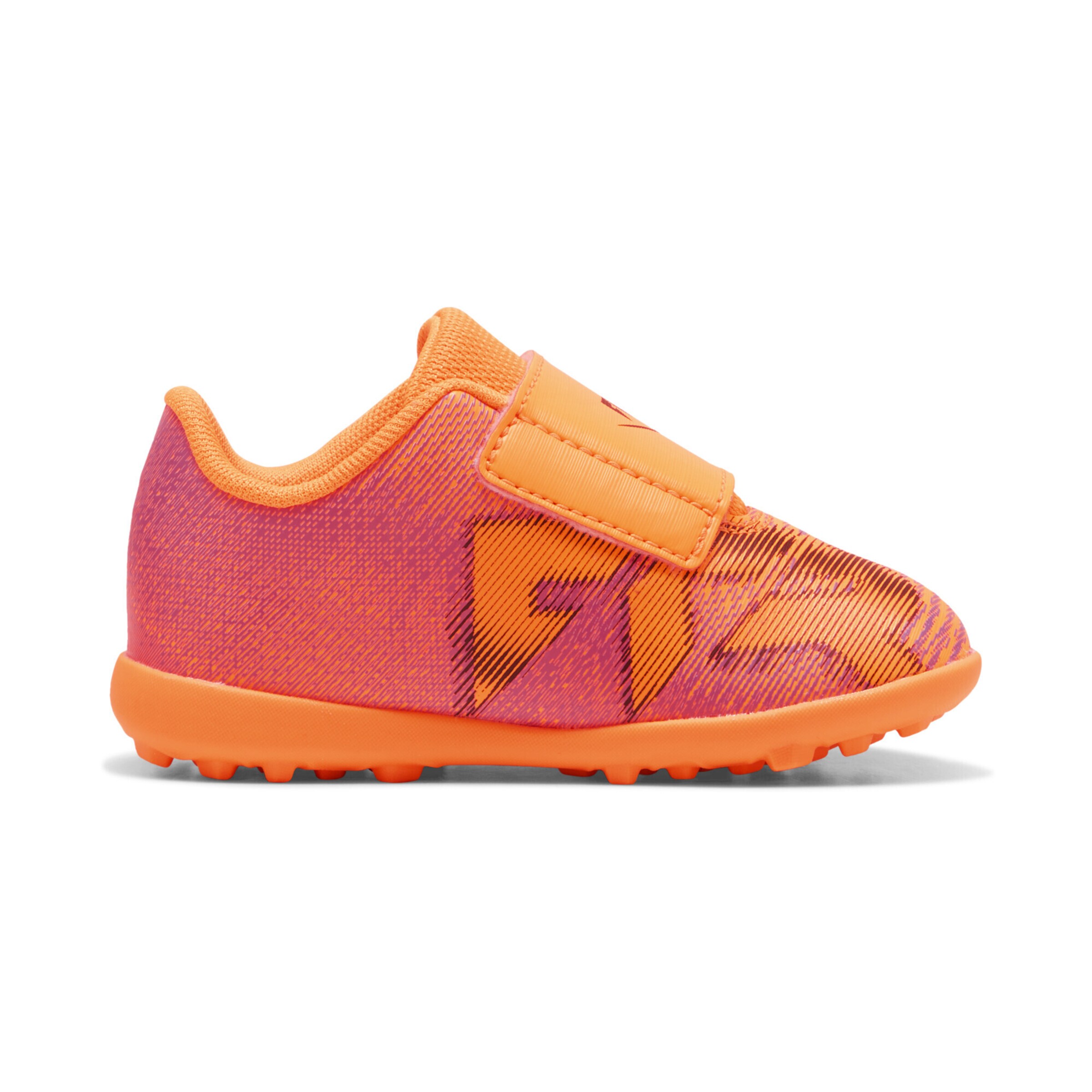 PUMA Fußballschuh in Orange: Vorderseite