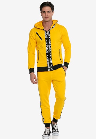 CIPO & BAXX Sweatsuit in Yellow: front