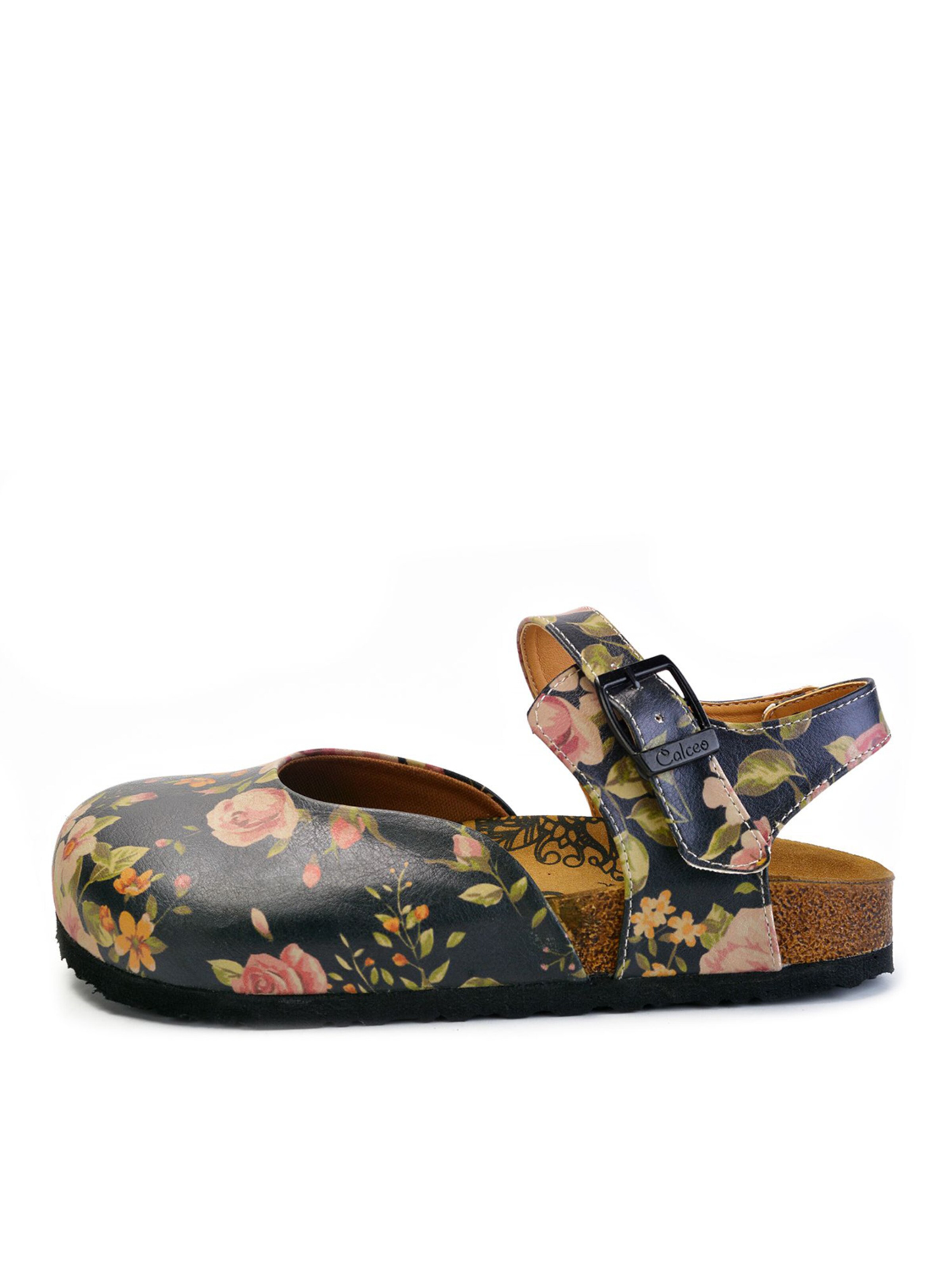 Goby Clogs 'CAL1604' in Black: front