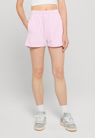 Urban Classics Regular Shorts in Pink: Vorderseite
