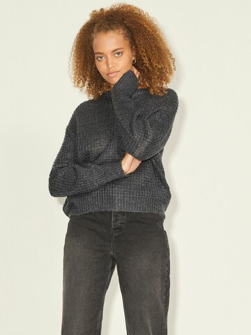 JJXX Sweater 'Camilia' in Grey: front