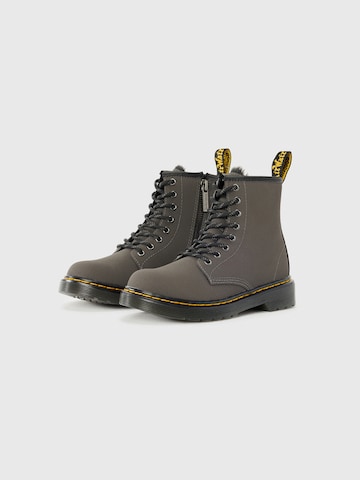Dr. Martens Kozačky 'Serena' – šedá