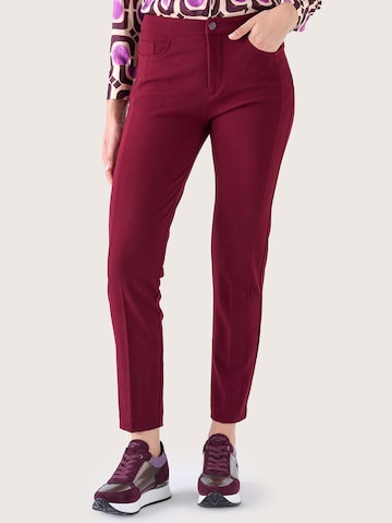 Coupe slim Pantalon 'KATERUNNB' Camomilla en rouge : devant