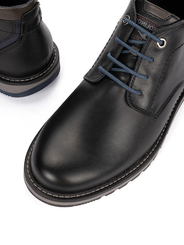 PIKOLINOS Buty sznurowane 'Berna' w kolorze czarny