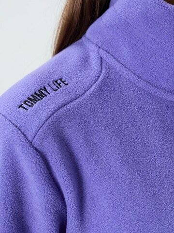 Tommy Life Bluza polarowa w kolorze fioletowy