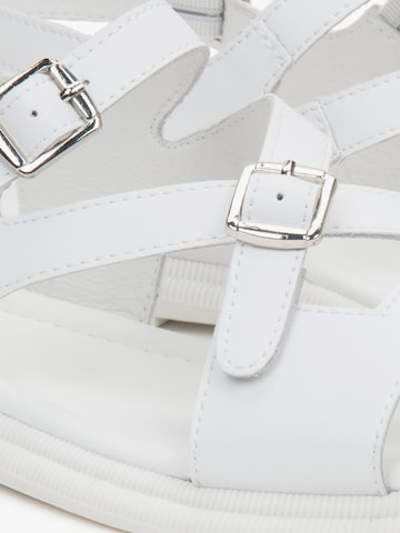 Estro Sandaal '24-11-02' in Wit